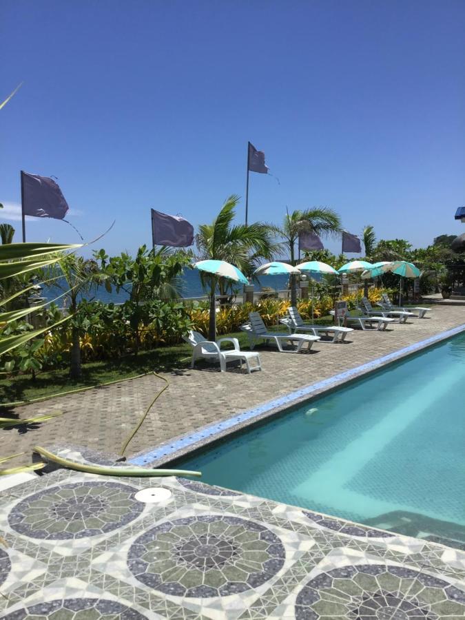 EM Royalle Hotel&Beach Resort San Juan  Exterior foto